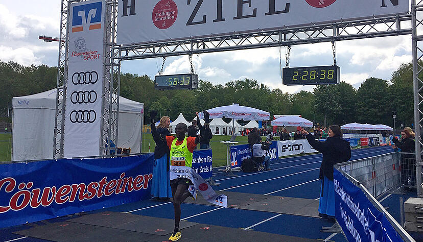 Der 29-jährige Dickson Kurui ist der erste Dreifach-Sieger der Trollinger-Geschichte. Foto: Annika Heffter