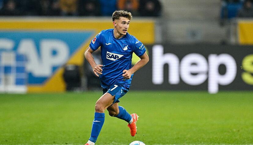 Hoffenheims Talent Tom Bischof wird von vielen Clubs beobachtet. Hoffenheims Talent Tom Bischof wird von vielen Clubs beobachtet.