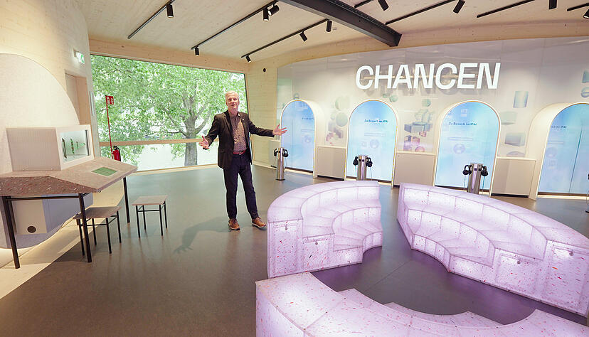 Stimme-Chefredakteur Uwe Ralf Heer hat sich im neuen KI-Pavillon umgeschaut.