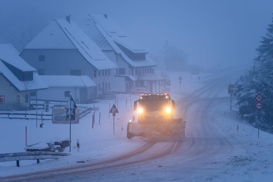 Vöhrenbach: In der Nacht zum Donnerstag (26. März) hat es im Schwarzwald geschneit. Vöhrenbach: In der Nacht zum Donnerstag (26. März) hat es im Schwarzwald geschneit.