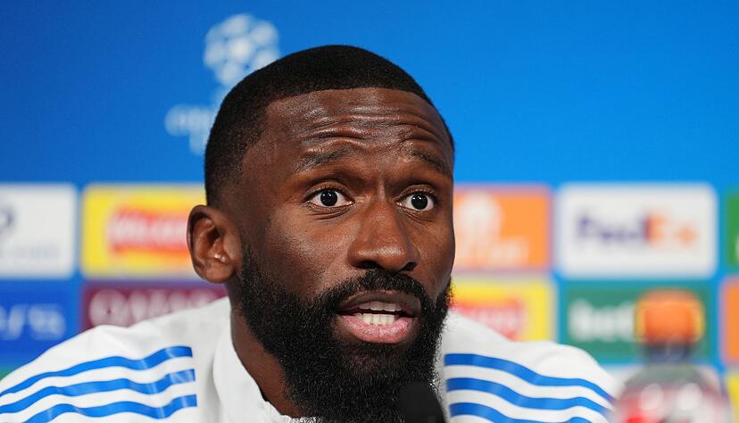 Antonio Rüdiger wies den Vorwurf eines absichtlichen Brutalo-Fouls zurück. Antonio Rüdiger wies den Vorwurf eines absichtlichen Brutalo-Fouls zurück.