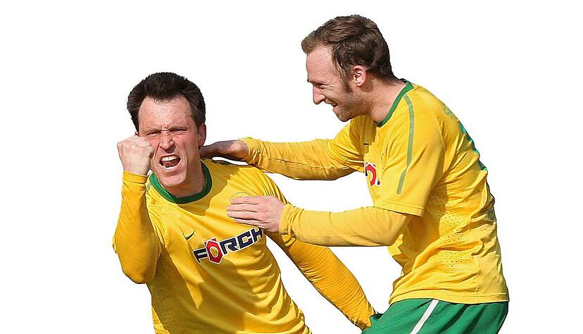 Marcel Waldherr (links), Florian Hamm (rechts) und Deniz S&uuml;r&uuml;c&uuml; &uuml;bernehmen im Sommer die Spvgg Oedheim als Trainer-Trio.
          Foto: Archiv/Bertok