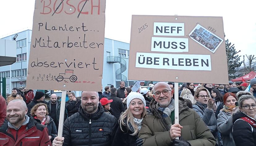 "Neff muss bleiben": Das ist die klare Botschaft der vielen Hundert Teilnehmer einer Protestaktion in Bretten.
