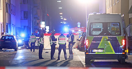 Tödlicher Unfall in Heilbronn: Mann rast in Wollhausstraße in Auto einer Familie