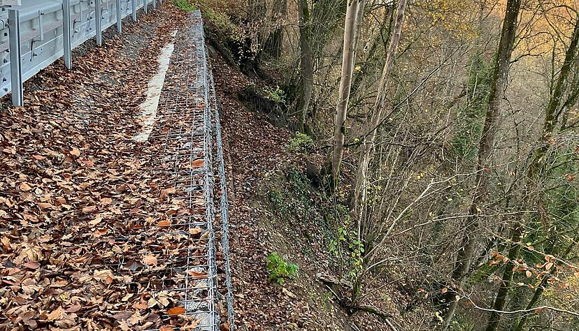 Rund 50 Meter Höhenunterschied sind zwischen der Kuper unten und dem höchsten Punkt der Straße zu überwinden. Rund 50 Meter Höhenunterschied sind zwischen der Kuper unten und dem höchsten Punkt der Straße zu überwinden.