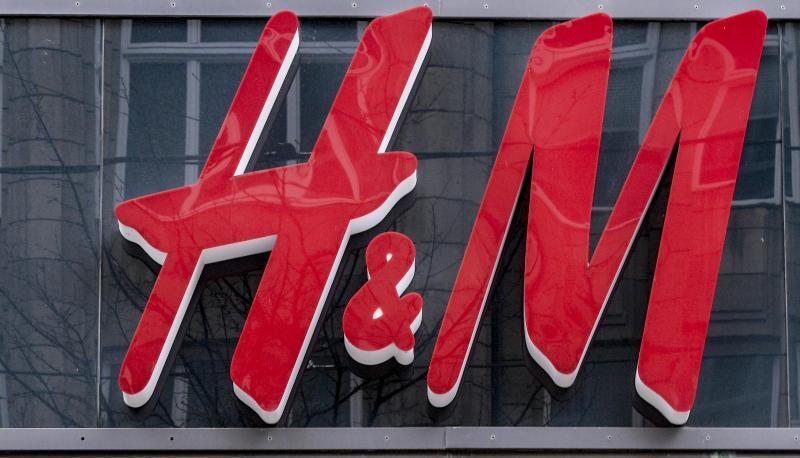 H&M-Geschäft in der Innenstadt von Hamburg.