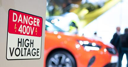 Unter Strom. Der Markt für E-Autos wächst.