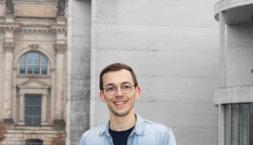 Seit seiner Wahl zum Jugenddelegierten für Nachhaltige Entwicklung bei den Vereinten Nationen hat Florian Brod auch immer wieder mit hochrangigen Politikern im Berliner Reichstag zu tun.