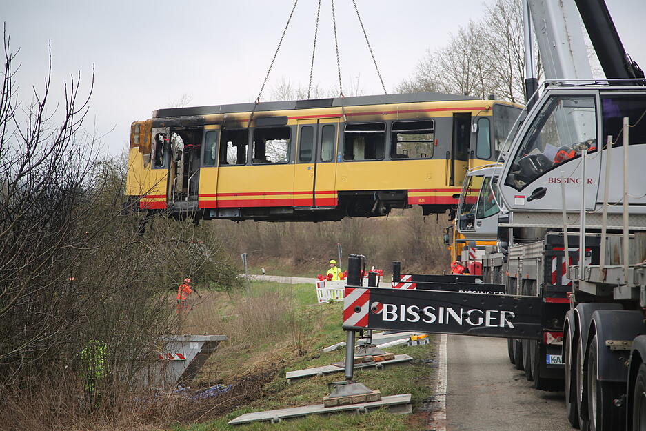 Zur Höhe des Schadens wurden noch keine Angaben gemacht. Zur Höhe des Schadens wurden noch keine Angaben gemacht.