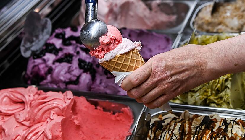 Mit einem Ferienjob im Sommer arbeiten. (Symbolbild) Mit einem Ferienjob im Sommer arbeiten. (Symbolbild)