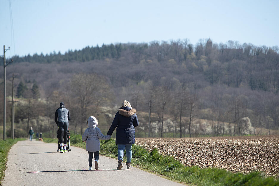 Leere Straßen und Plätze in Zeiten von Corona Leere Straßen und Plätze in Zeiten von Corona