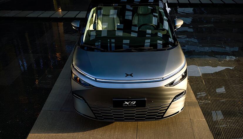 Made in China: Viele neue Marken und Modelle wie etwa der Xpeng X9 fluten den Markt - zuweilen auch den hiesigen. Made in China: Viele neue Marken und Modelle wie etwa der Xpeng X9 fluten den Markt - zuweilen auch den hiesigen.