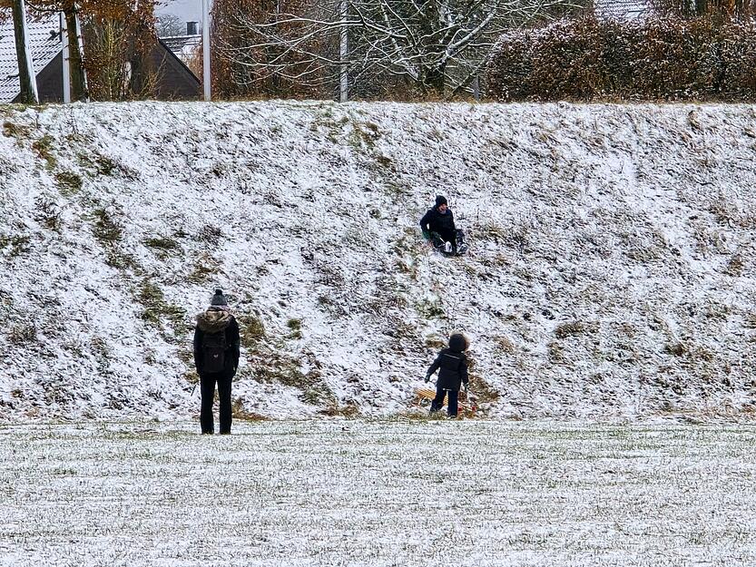 Rund um Obersulm ludt der Schneefall zu Freizeitspa&szlig; ein.