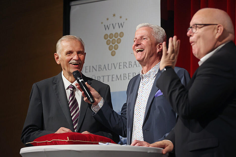 Wahl der Württemberger Weinkönigin in Pfedelbach 2022 Wahl der Württemberger Weinkönigin in Pfedelbach 2022