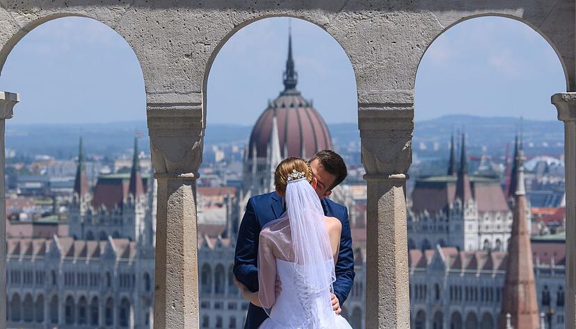 Ruhige Lieder erinnern eher an gro&szlig;e romantische Momente im Leben. (Symbolbild)