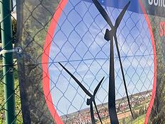 Banner gegen Windkraft, in F&uuml;rfeld