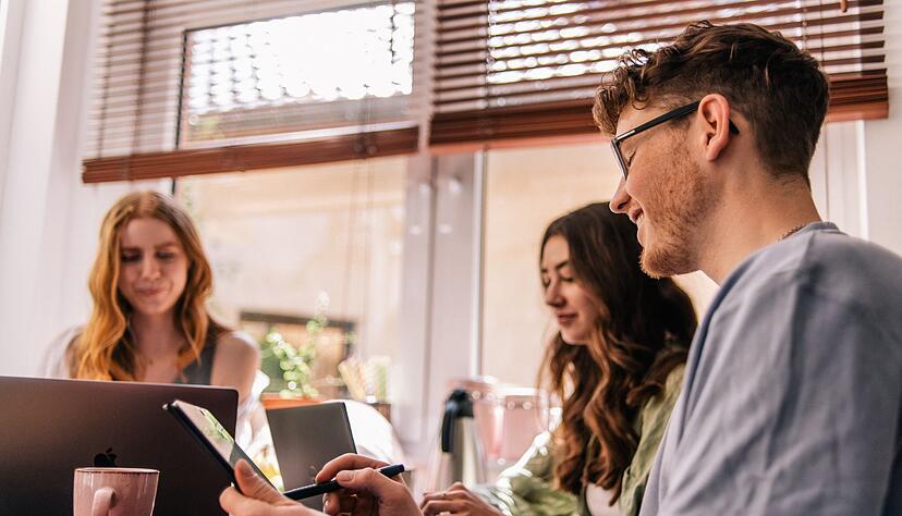 Eine aufregende Zeit: Ein Orientierungsstudium kann f&uuml;r die richtige Fachwahl als Wegweiser dienen.