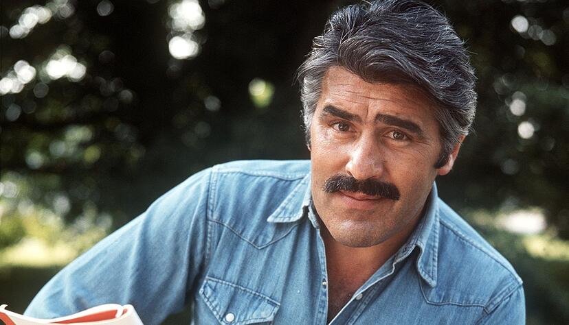 Adorf w&auml;hrend der Dreharbeiten zum Film "Fedora" 1977. (Archivbild)