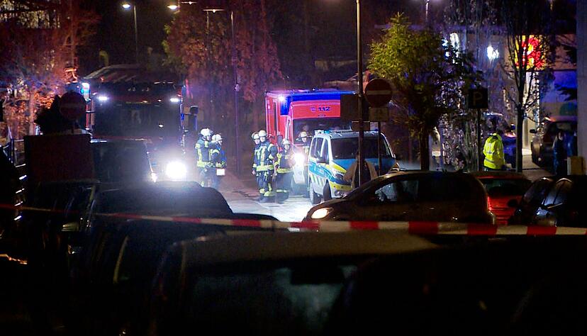 Am frühen Samstagmorgen rückten Einsatzkräfte wegen eines Messerangriffs aus - die Opfer kämpfen weiterhin mit den Folgen. Am frühen Samstagmorgen rückten Einsatzkräfte wegen eines Messerangriffs aus - die Opfer kämpfen weiterhin mit den Folgen.