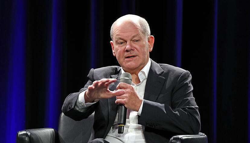 Beim Halbzeit-Wahlcheck fordert Bundeskanzler Olaf Scholz 2023 ein radikales Umdenken beim Wohnungsbau.