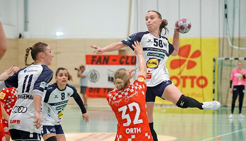 Lili Holste (beim Wurf) und die Sport-Union Neckarsulm setzten sich bereits in der ersten Pokal-Runde der abgelaufenen Spielzeit gegen den 1. FSV Mainz 05 durch. Ende August kommt es zu einem Wiedersehen mit den „Dynamites“.