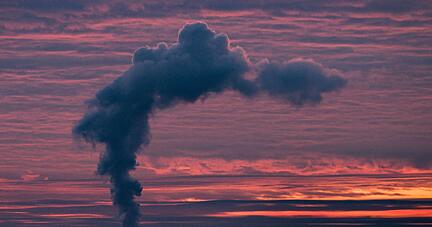Der Kohlendioxid-Ausstoß in der Industrie könnte durch Klimaschutzverträge sinken.