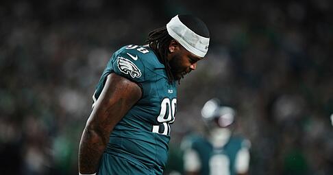Jalen Carter hatte sich zum NFL-Auftakt nicht im Griff und flog vom Platz.