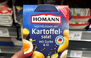 Die Kartoffeln in diesem Produkt sollen aus Deutschland kommen -  laut dem Siegel, das der Hersteller auf die Verpackung druckt.