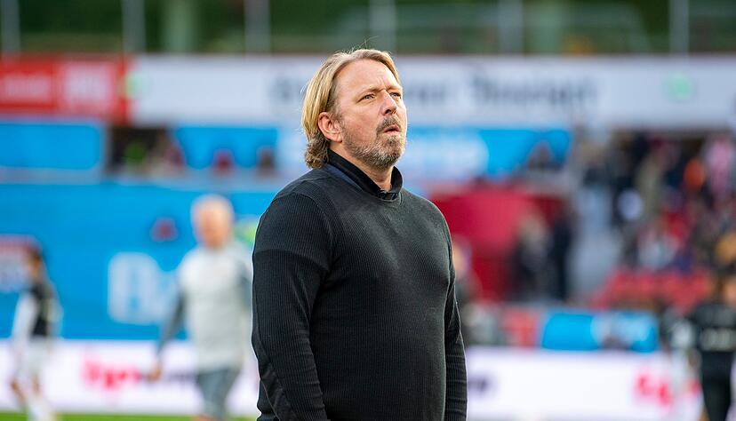 Der VfB Stuttgart trennt sich von Sportdirektor Sven Mislintat. Der VfB Stuttgart trennt sich von Sportdirektor Sven Mislintat.