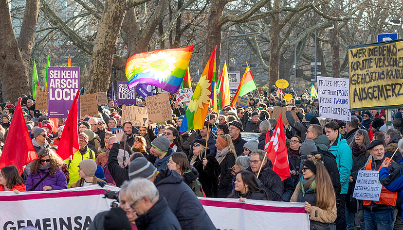 Das Netzwerk gegen Rechts hat zu einer Kundgebung am Samstagnachmittag in Heilbronn aufgerufen.