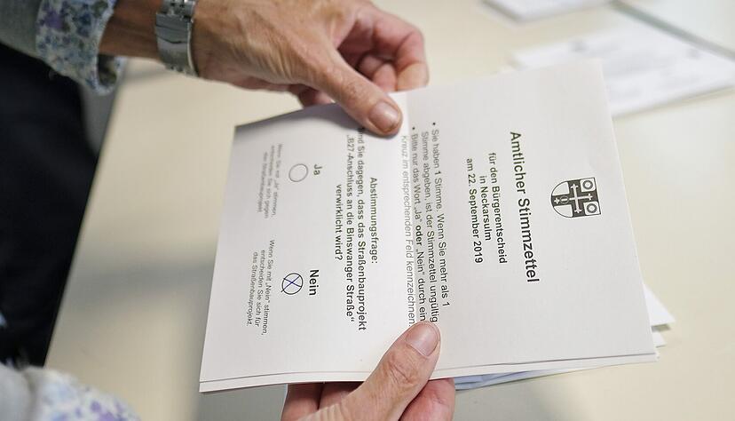 Die Frage eines Bürgerentscheids muss so formuliert sein, dass Bürger auf dem Stimmzettel entweder "Ja" oder "Nein" ankreuzen können. Foto: Archiv/Mugler Die Frage eines Bürgerentscheids muss so formuliert sein, dass Bürger auf dem Stimmzettel entweder "Ja" oder "Nein" ankreuzen können. Foto: Archiv/Mugler