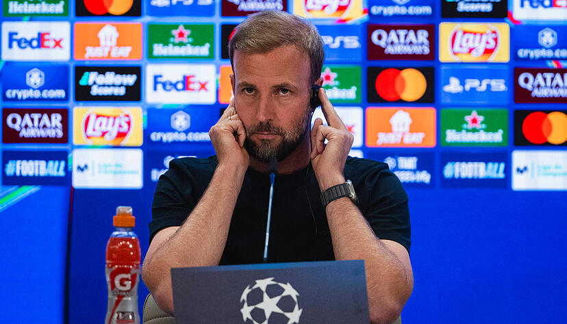 VfB-Trainer Sebastian Hoeneß will gegen Real Madrid einen couragierten und mutigen Auftritt seiner Mannschaft sehen. VfB-Trainer Sebastian Hoeneß will gegen Real Madrid einen couragierten und mutigen Auftritt seiner Mannschaft sehen.