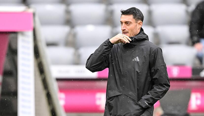 Albert Riera und die Eintracht wollen gegen Freiburg gewinnen (Archivbild). Albert Riera und die Eintracht wollen gegen Freiburg gewinnen (Archivbild).