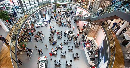 Im und rund um das Audi-Forum in Neckarsulm zelebriert der Audi am Samstag 40 Jahre Audi Sport GmbH.