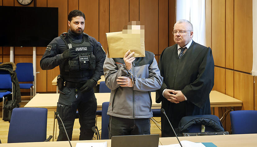 Seit Mittwoch muss sich ein 31 Jahre alter Mann aus Schw&auml;bisch Hall wegen sexuellen Missbrauchs von Minderj&auml;hrigen vor Gericht verantworten.