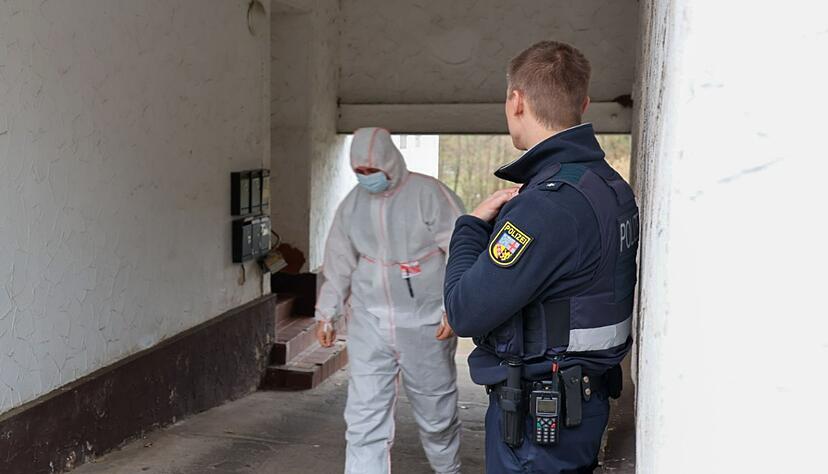 Die Spurensicherung war vor Ort im Einsatz. Die Spurensicherung war vor Ort im Einsatz.