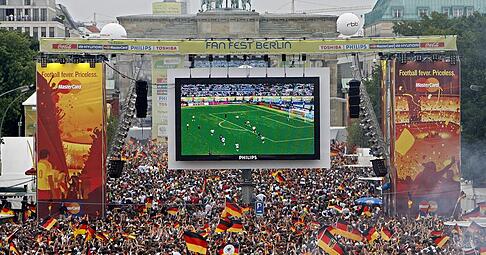 2006 sorgte die Weltmeisterschaft in Deutschland für Fußball-Partystimmung.