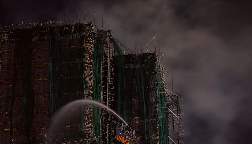 Die Löscharbeiten konnten am Vormittag eingestellt werden. Die Löscharbeiten konnten am Vormittag eingestellt werden.