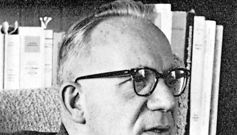 Dr. Karl Epting (1905-1979) ist eine schillernde Figur. Im Zweiten Weltkrieg war er oberster NS-Kulturfunktionär im besetzten Paris. 1960 bis 1969 führte er das THG, als wäre nichts gewesen.
Fotos: Archiv/privat