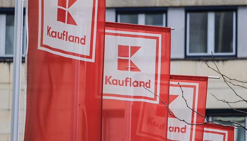 Kaufland hat den Tüv Süd mit der Überprüfung seiner Filialen beauftragt. Verbraucherschützer überzeugt dieses Vorgehen nicht.