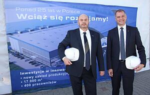 Adam Korzybski (links), Geschäftsführer von Ziehl-Abegg Polen, und Produktionsvorstand Joachim Ley. Adam Korzybski (links), Geschäftsführer von Ziehl-Abegg Polen, und Produktionsvorstand Joachim Ley.