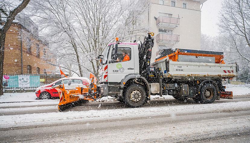 Der Winterdienst war in Rheinland-Pfalz im Dauereinsatz Der Winterdienst war in Rheinland-Pfalz im Dauereinsatz
