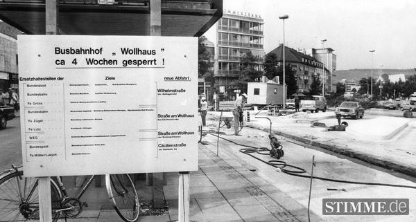 1981 ist der Busbahnhof am Heilbronner Wollhaus-Zentrum wegen Sanierungsrabeiten für vier Wochen gesperrt.