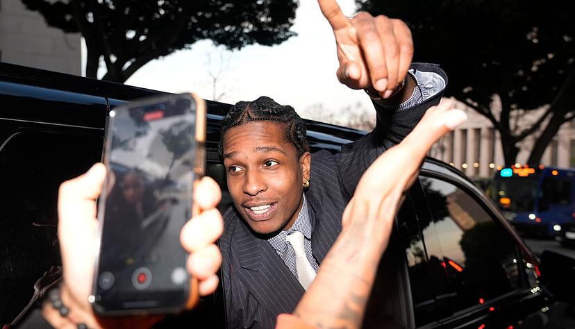 Rapper Asap Rocky kommt nach einem Freispruch um eine drohende Haftstrafe herum.
