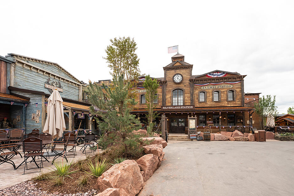 In dem neuen Themenbereich "Silver Lake City" des Europa-Parks in Rust gibt es auch ein Restaurant. In dem neuen Themenbereich "Silver Lake City" des Europa-Parks in Rust gibt es auch ein Restaurant.