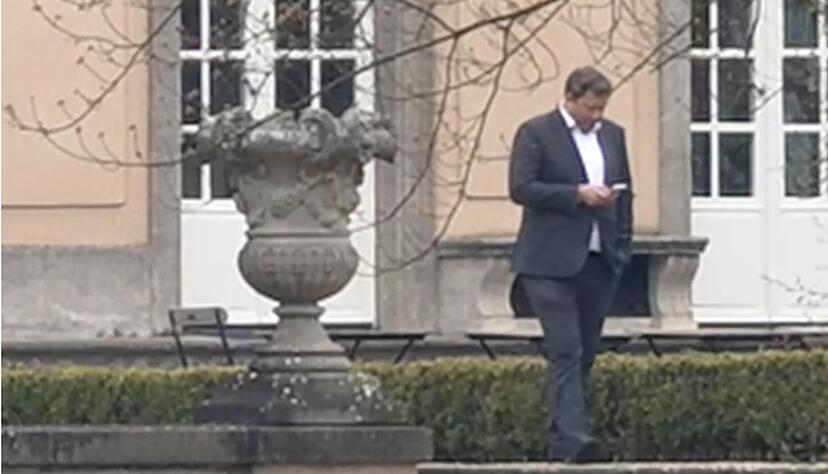 Finanzminister Klingbeil in der Villa Borsig, dem G&auml;stehaus des Ausw&auml;rtigen Amts am Tegeler See.