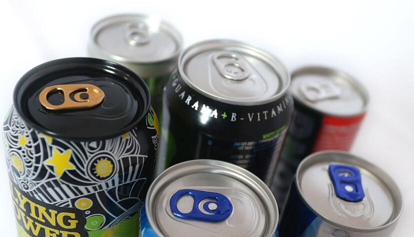 In Energydrinks steckt nicht nur ordentlich Koffein, sondern auch viel Zucker, um dessen bitteren Geschmack zu &uuml;berdecken.