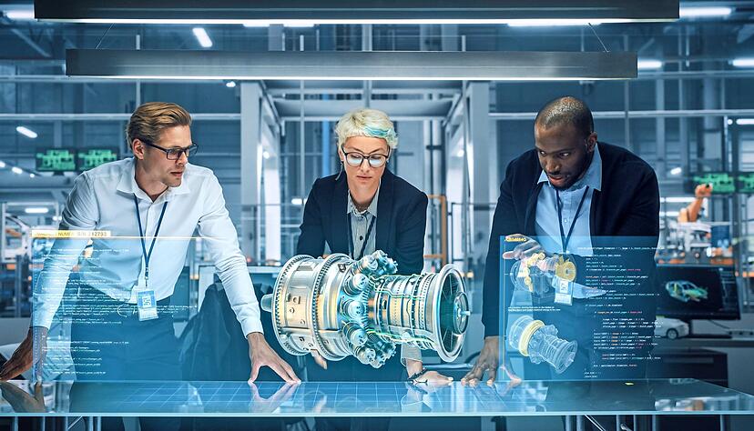 Wenn Anweisungen über AR-Brillen erfolgen, können Arbeiter eine neue, komplizierte Aufgabe um fast 44 Prozent schneller erledigen als mit Anweisungen auf Papier.
Foto: Gorodenkoff/stock.adobe.com
