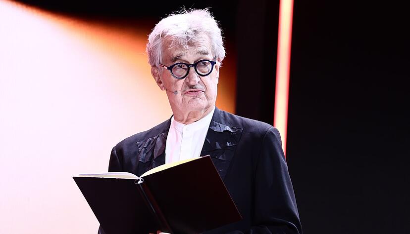 Jurypr&auml;sident Wim Wenders hatte sich eine Rede im Notizbuch notiert.