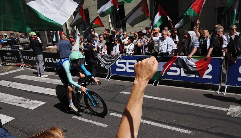 Auch auf der 18. Etappe der Vuelta á España waren propalästinensische Demonstranten zu sehen.